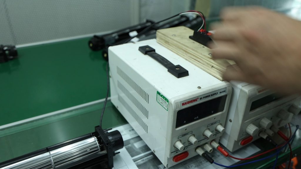 LONGWELL DC Cross-Flow Fan Test: LWCD-40700MN-06 Airflow & R LONGWELL 朗伟